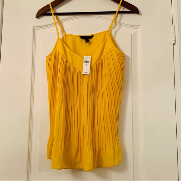 💛NWT BANANA REPUBLIC CITRON RUCHED FLARE CAMI TOO - Picture 2 of 9